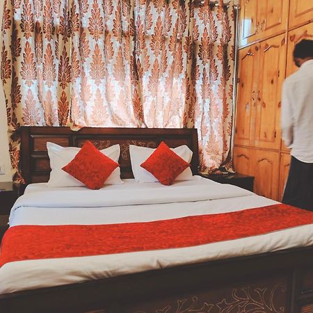 B&B Aston Shimla Hill'S Εξωτερικό φωτογραφία