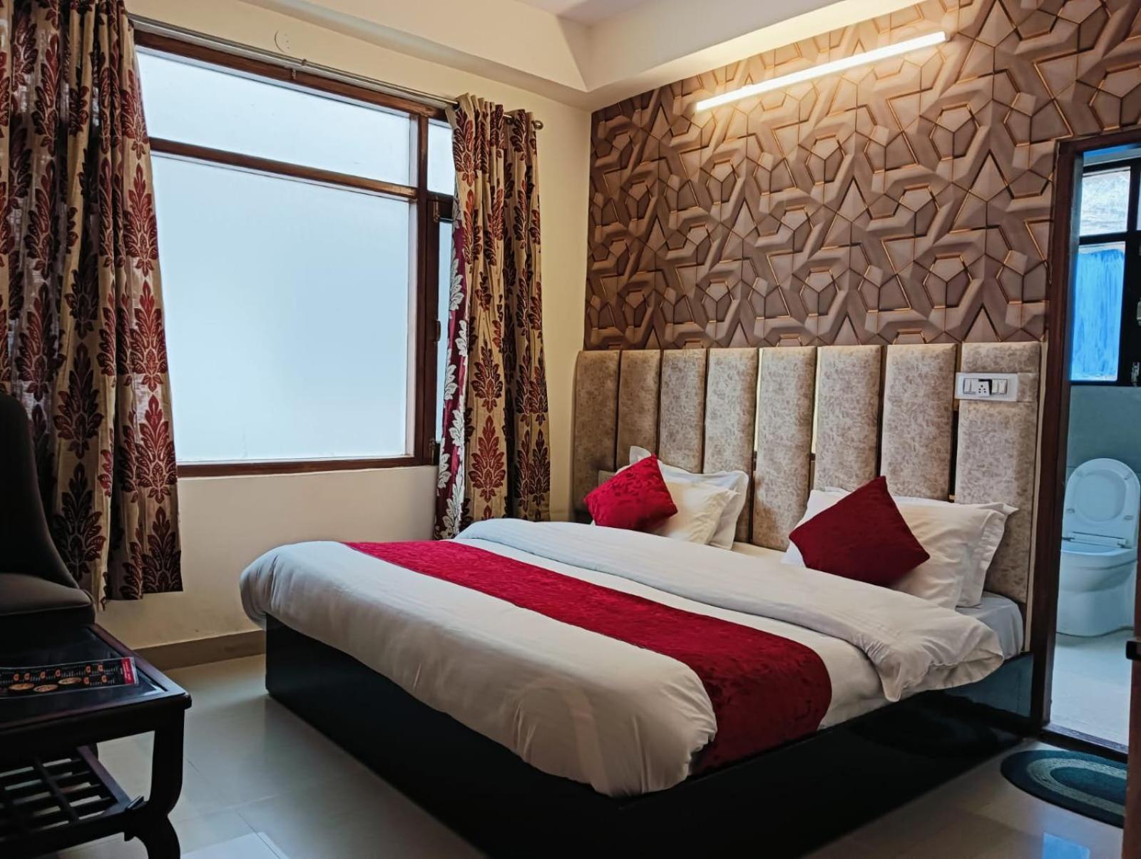 B&B Aston Shimla Hill'S Εξωτερικό φωτογραφία