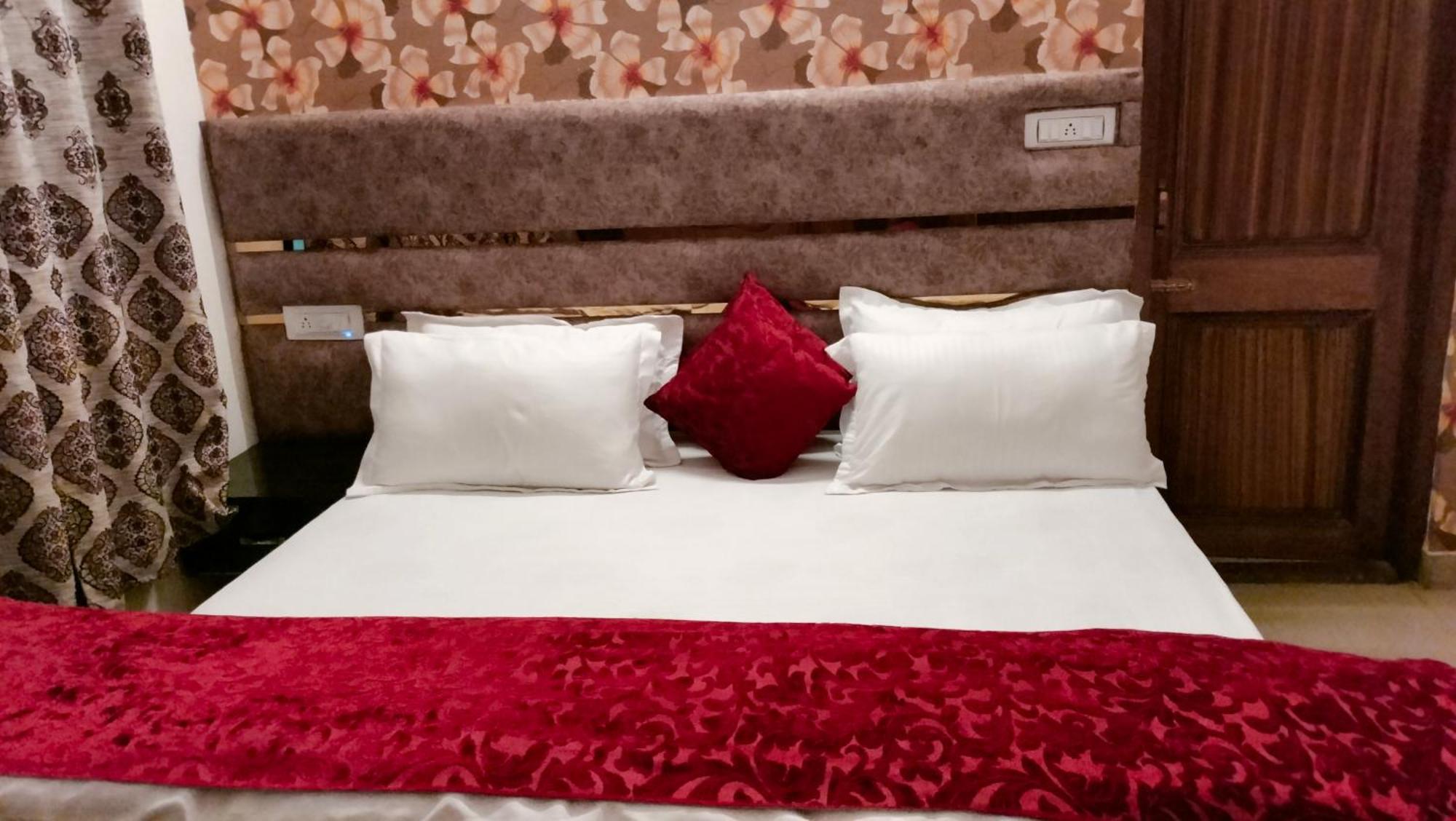 B&B Aston Shimla Hill'S Εξωτερικό φωτογραφία